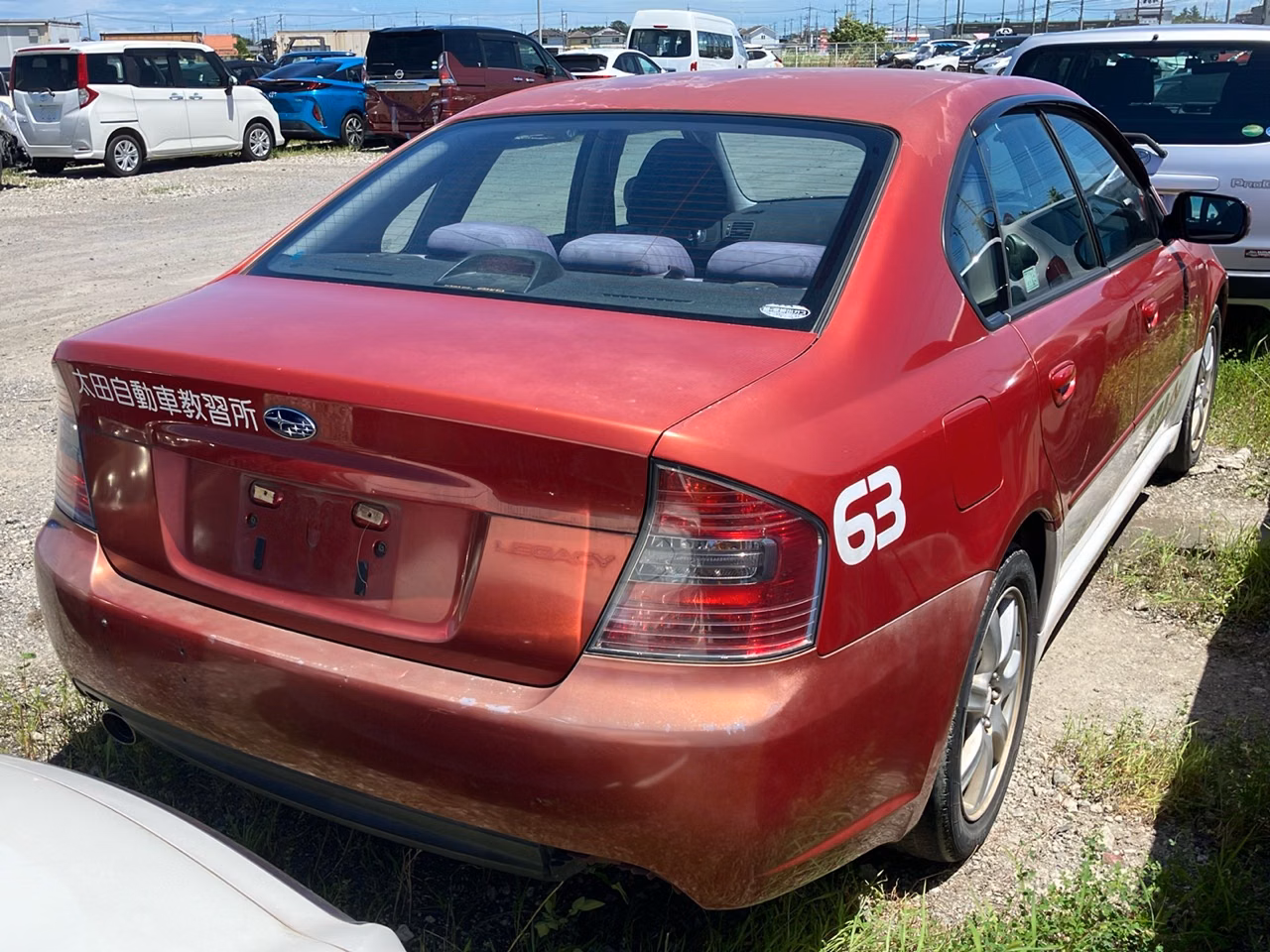 SUBARU LEGACY B4
