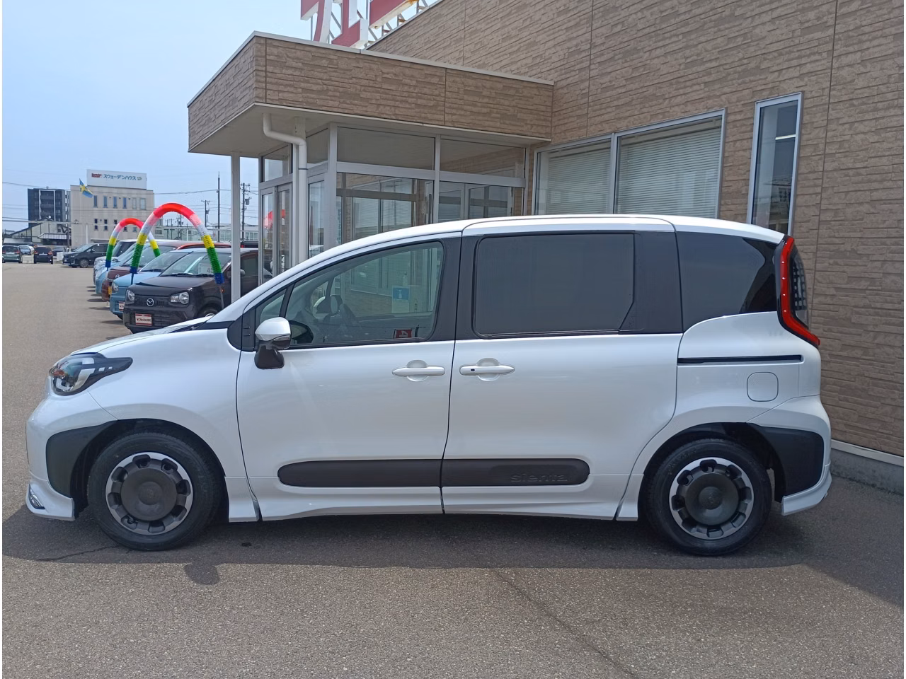 TOYOTA SIENTA