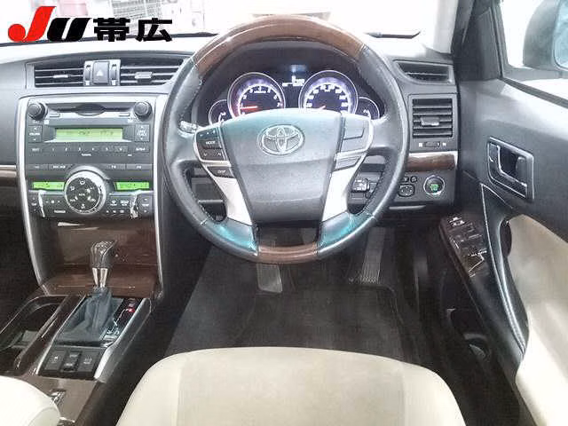 TOYOTA MARK X