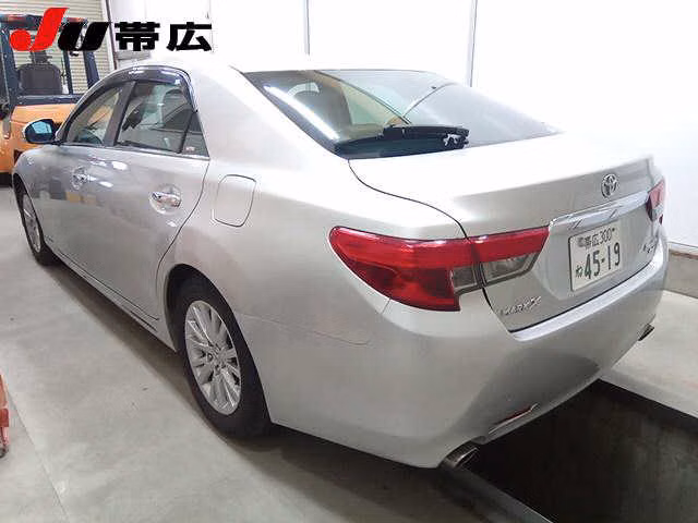 TOYOTA MARK X