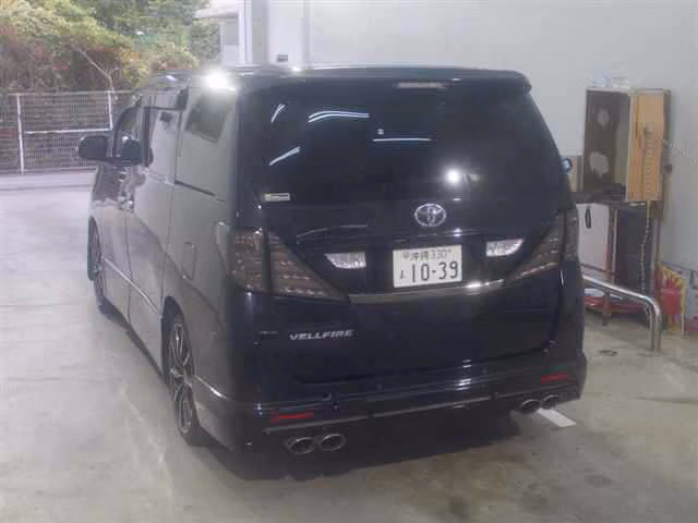 TOYOTA VELLFIRE