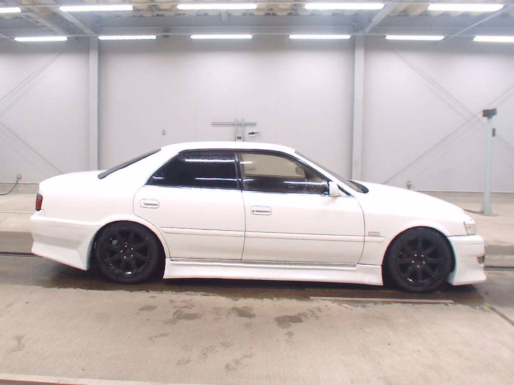 TOYOTA CHASER