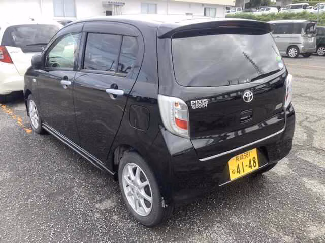 TOYOTA PIXIS EPOCH