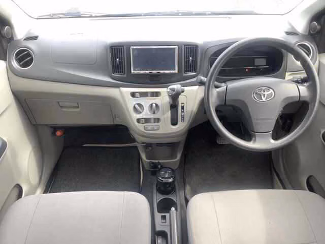 TOYOTA PIXIS EPOCH
