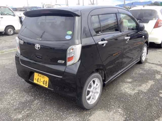 TOYOTA PIXIS EPOCH