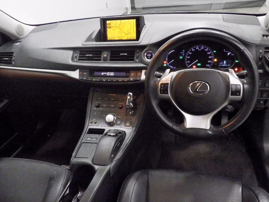 LEXUS CT200H