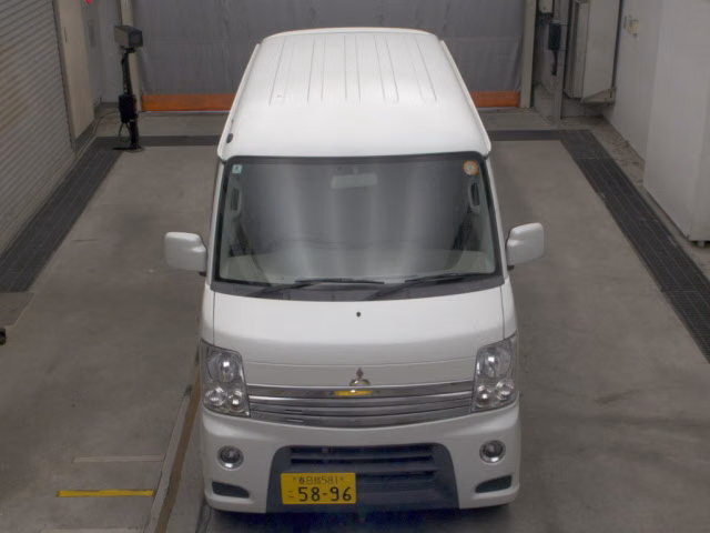 MITSUBISHI TOWN BOX