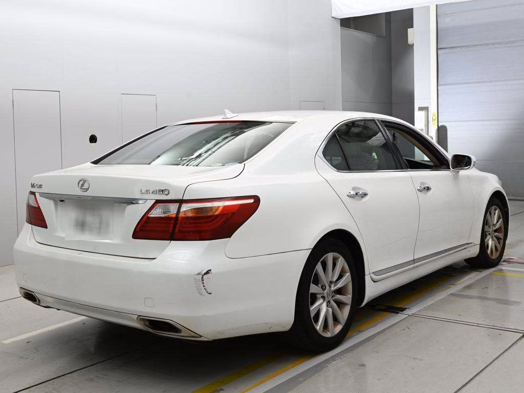 LEXUS LS460