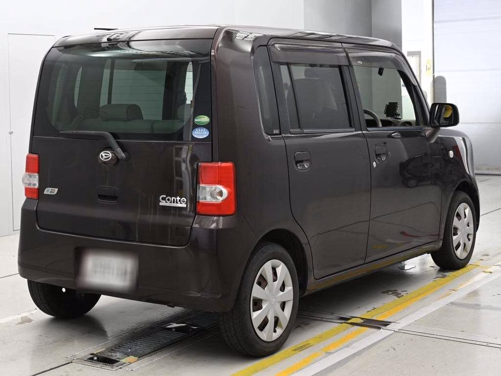 DAIHATSU MOVE CONTE