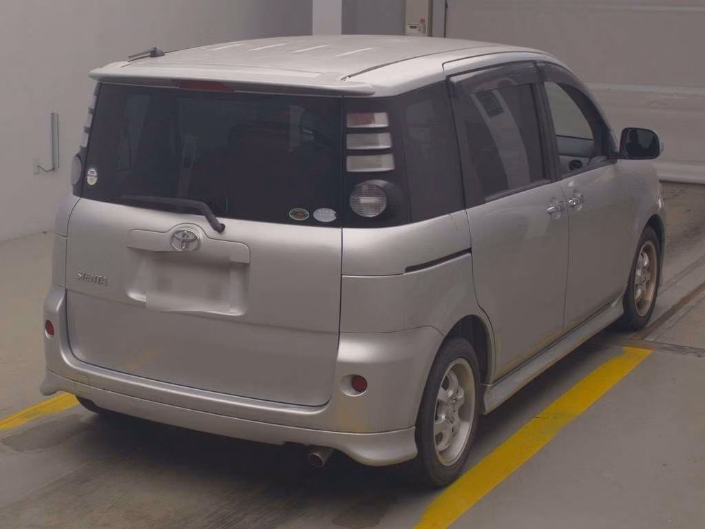 TOYOTA SIENTA