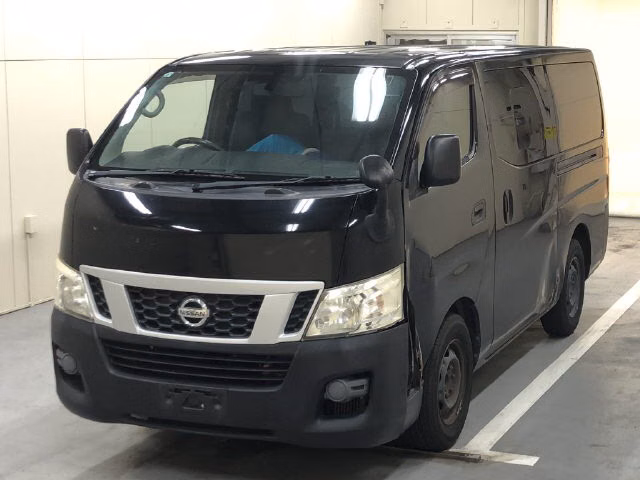 NISSAN NV350 CARAVAN