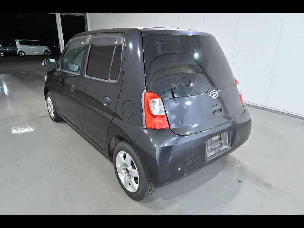 DAIHATSU ESSE