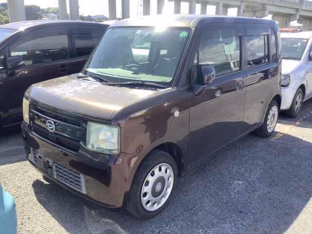 DAIHATSU MOVE CONTE