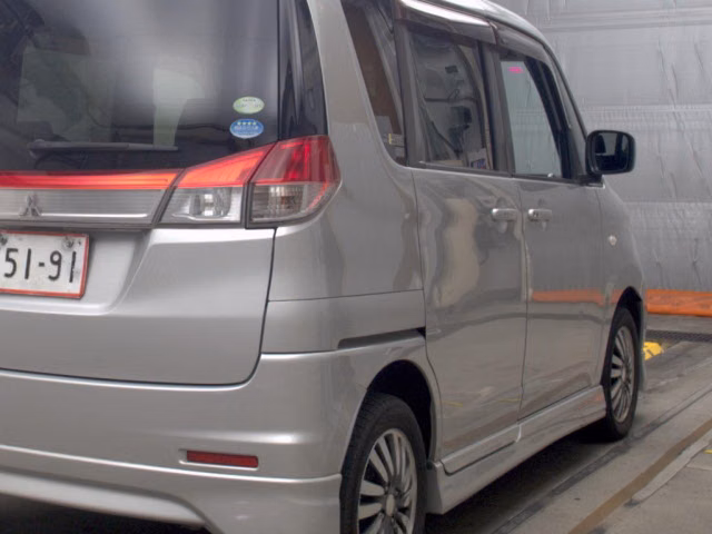 MITSUBISHI DELICA D:2