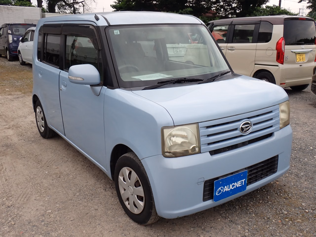 DAIHATSU MOVE CONTE