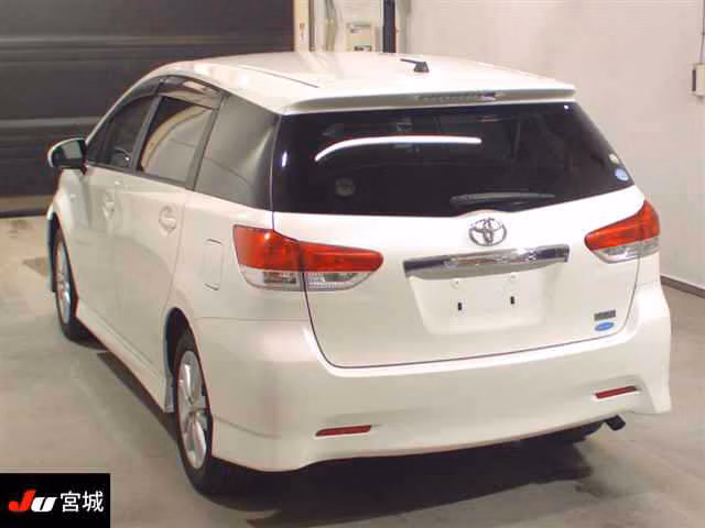 TOYOTA WISH