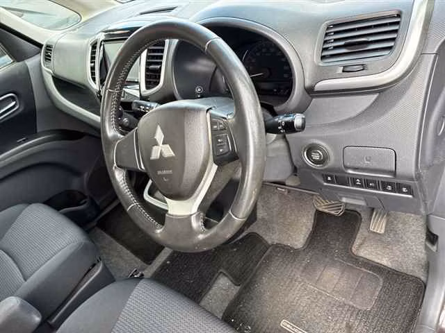 MITSUBISHI DELICA D:2
