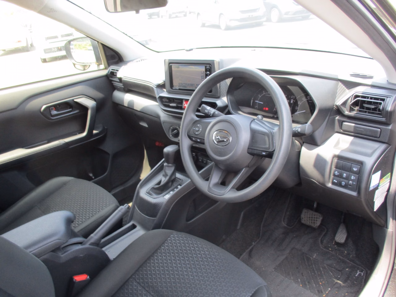 DAIHATSU ROCKY