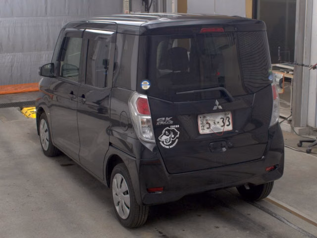 MITSUBISHI EK SPACE