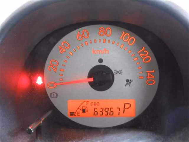 DAIHATSU ESSE