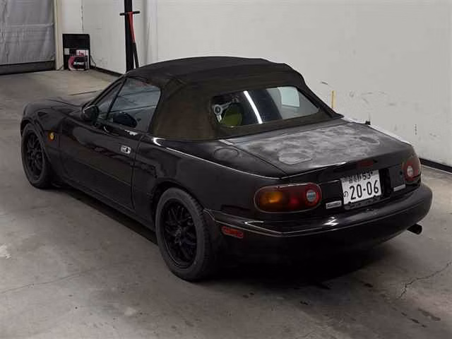 MAZDA ROADSTER