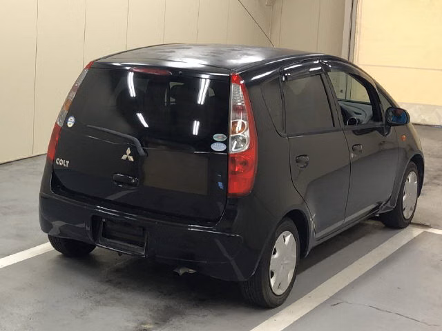 MITSUBISHI COLT
