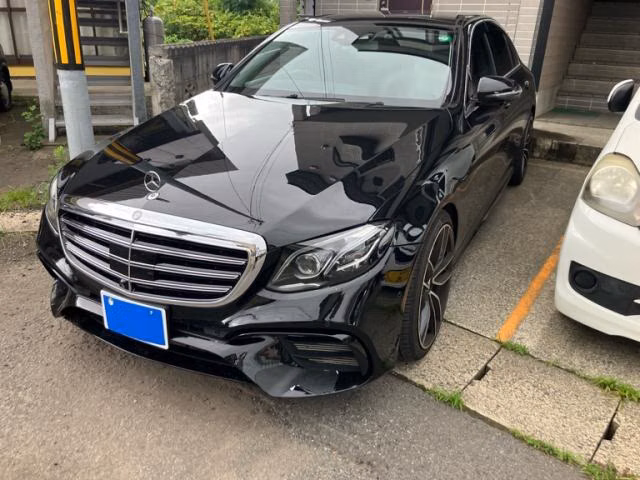 MERCEDES-BENZ E-CLASS