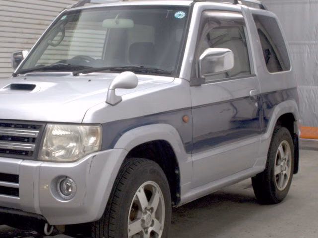 MITSUBISHI PAJERO MINI