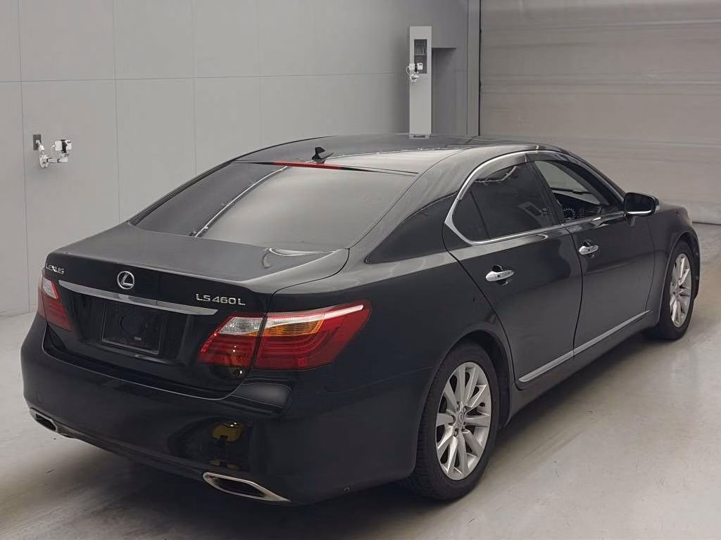 LEXUS LS460
