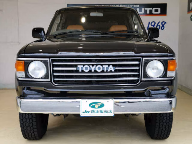 TOYOTA LAND CRUISER