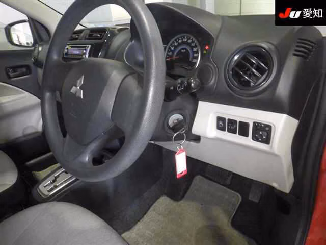 MITSUBISHI MIRAGE