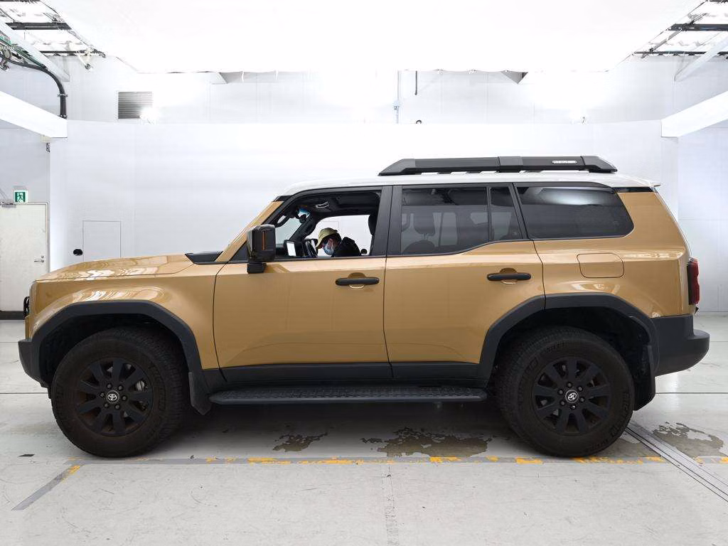 TOYOTA LAND CRUISER PRADO