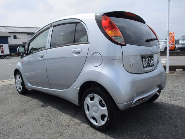 MITSUBISHI I