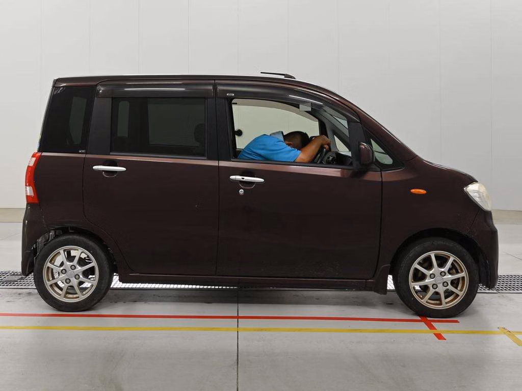DAIHATSU TANTO EXE