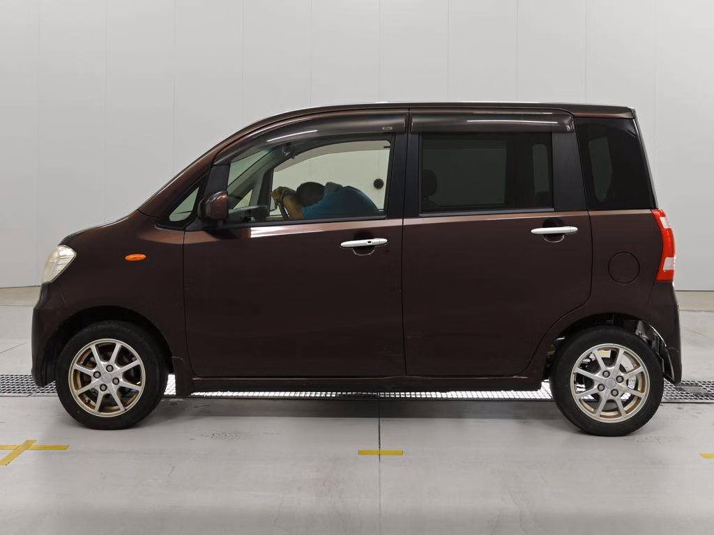 DAIHATSU TANTO EXE