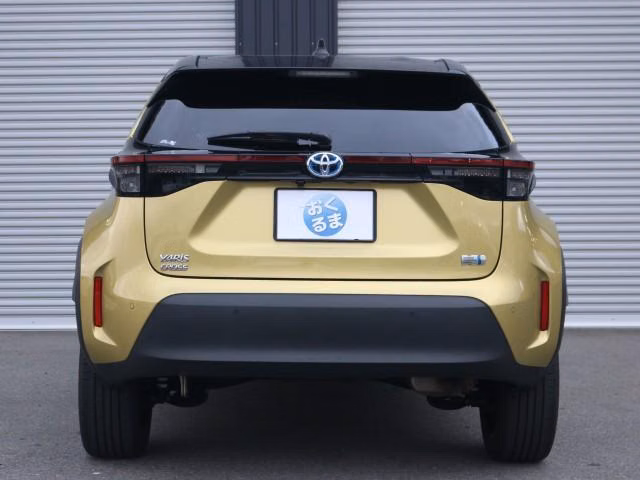 TOYOTA YARIS CROSS