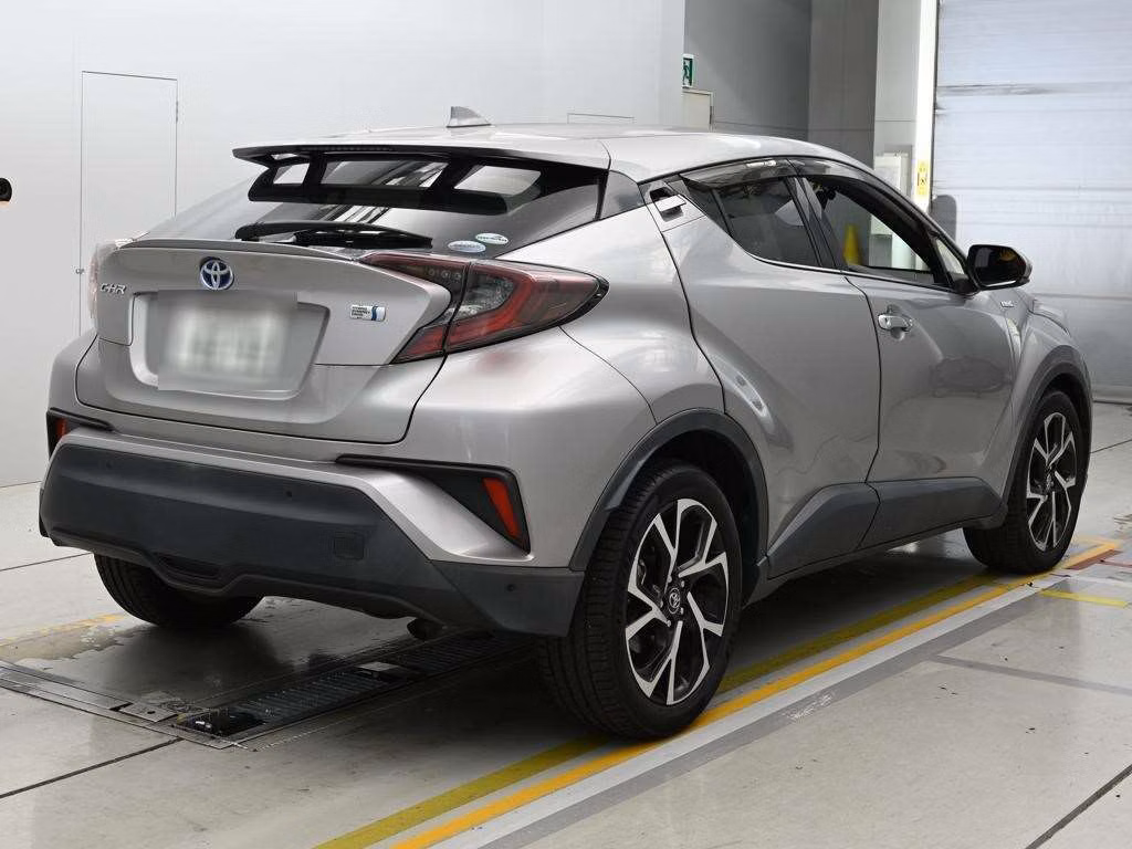 TOYOTA C-HR
