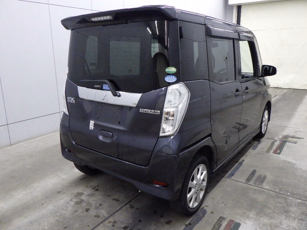 MITSUBISHI EK SPACE