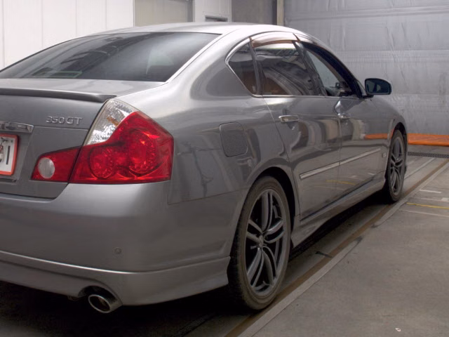 NISSAN FUGA
