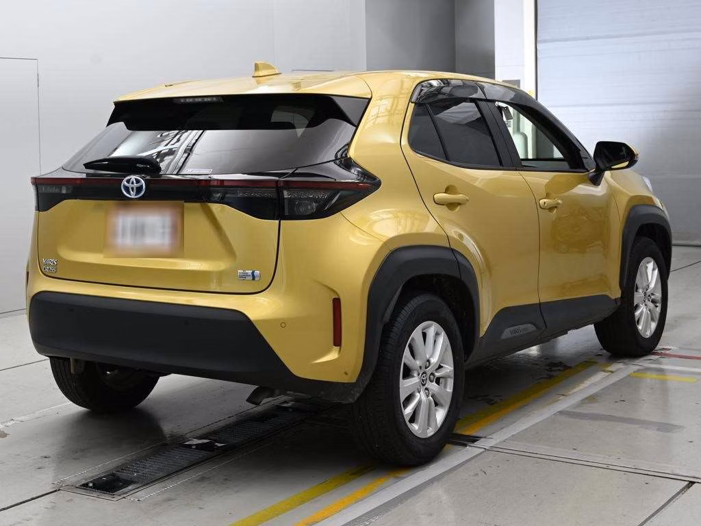 TOYOTA YARIS CROSS