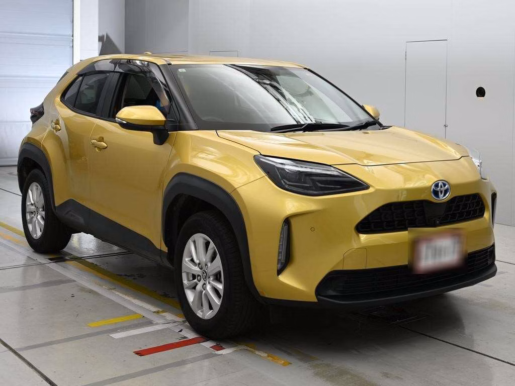 TOYOTA YARIS CROSS