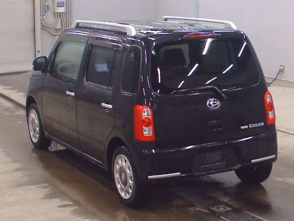 DAIHATSU MIRA COCOA