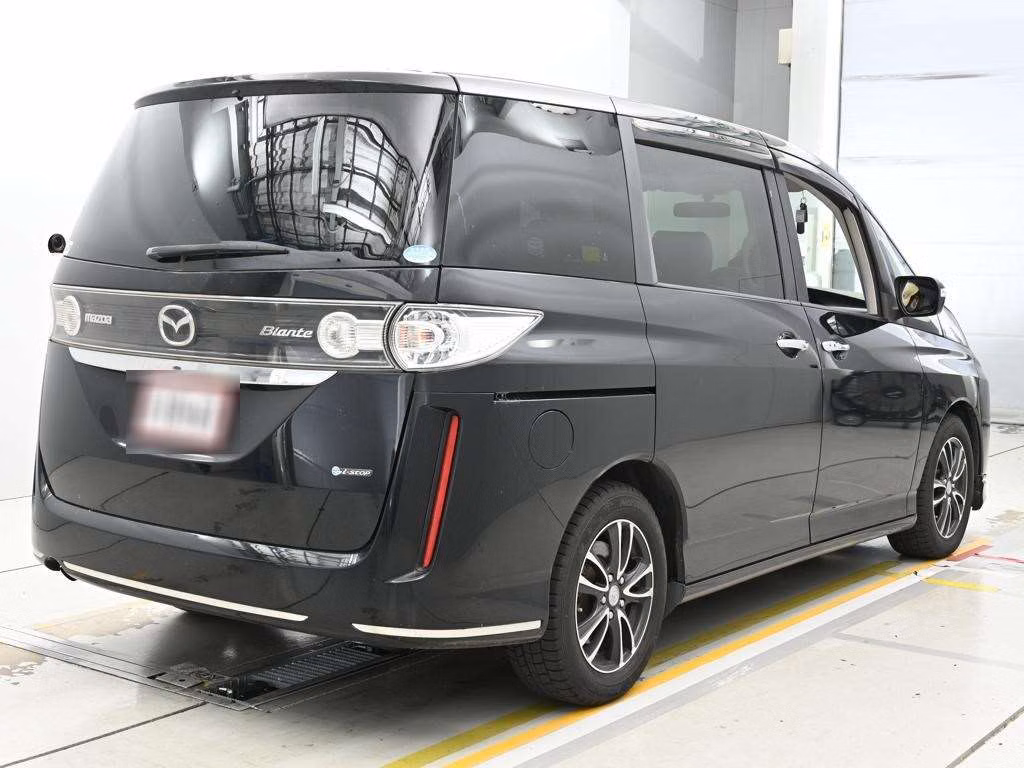 MAZDA BIANTE