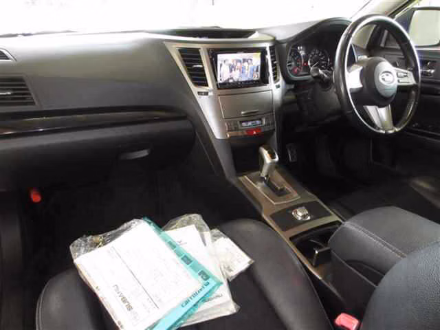 SUBARU LEGACY