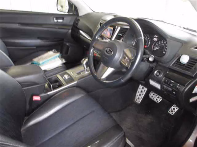 SUBARU LEGACY