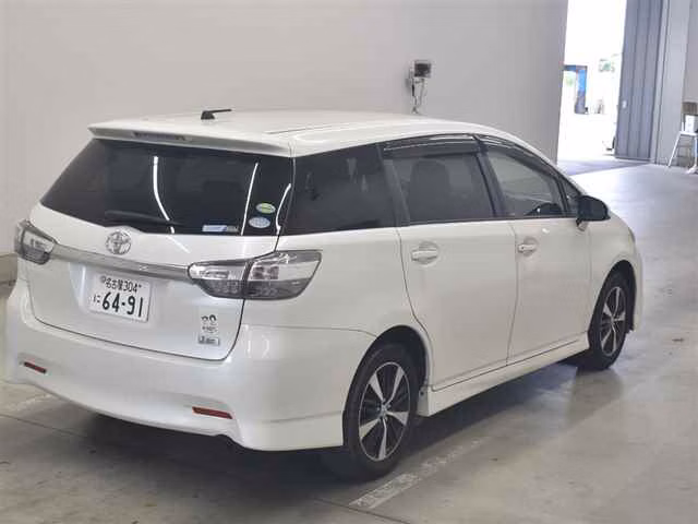 TOYOTA WISH