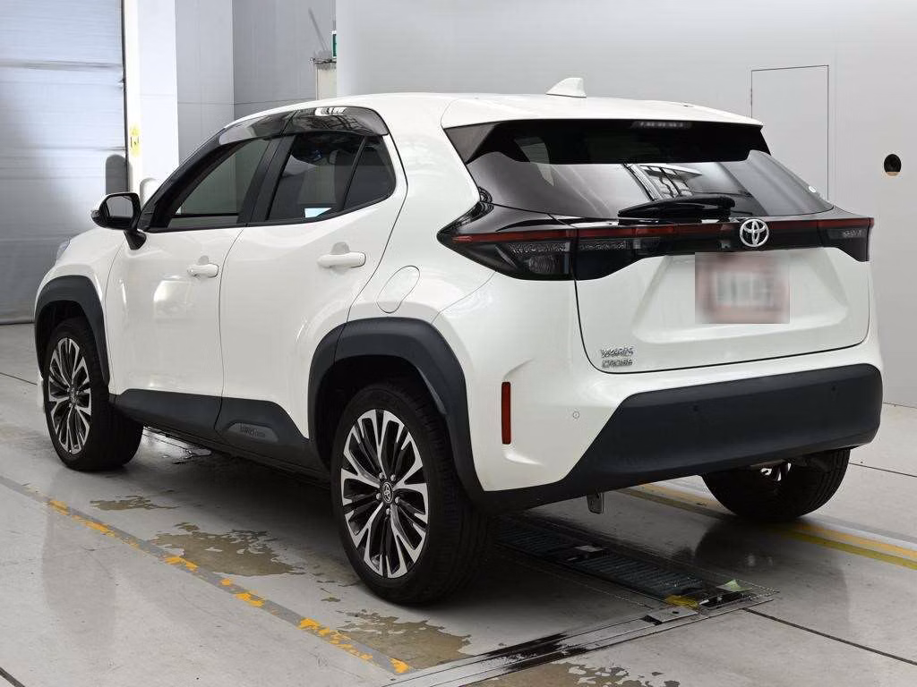 TOYOTA YARIS CROSS