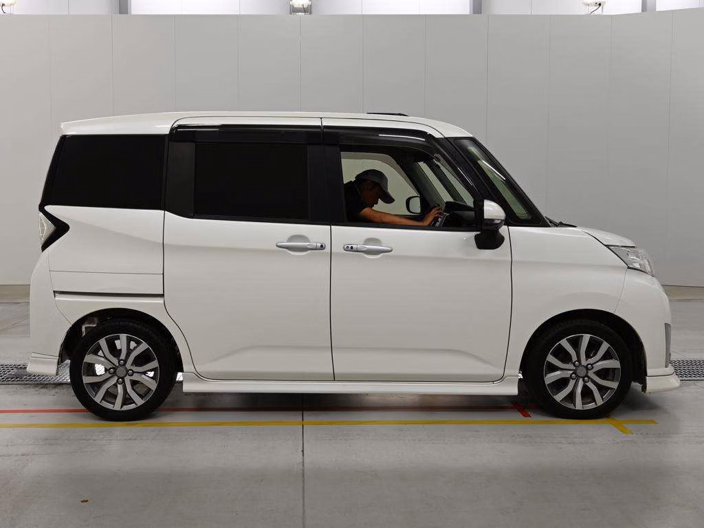 DAIHATSU THOR