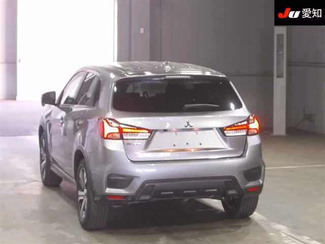 MITSUBISHI RVR