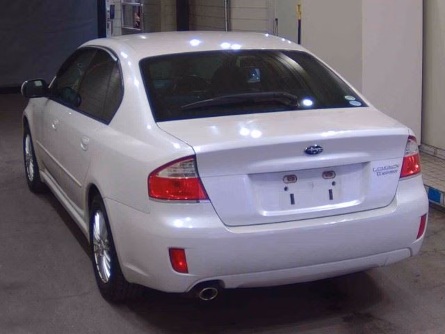 SUBARU LEGACY B4